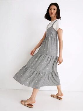 Madewell floral embroidered dress Gray Tiered Midi Dress msrp $138